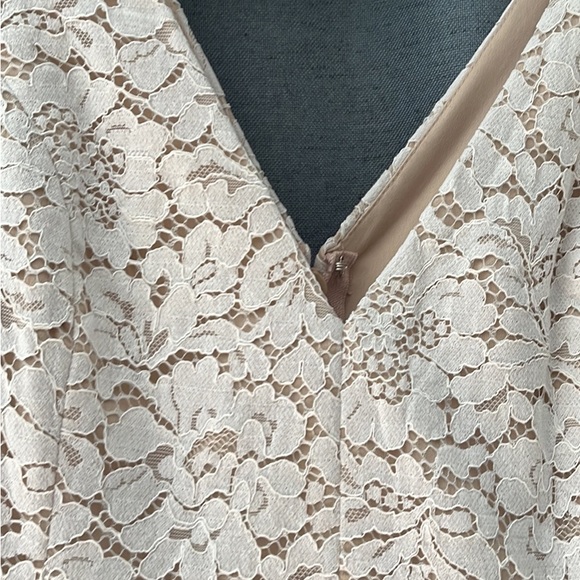 LULU’s new Wedding / Elopement/ Prom Dress - Picture 3 of 6